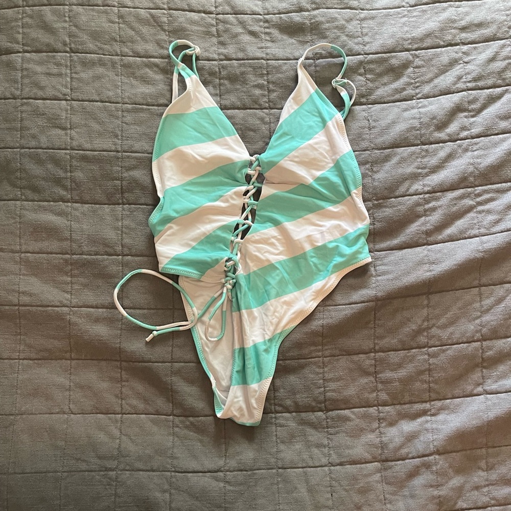 One piece bathing suit
